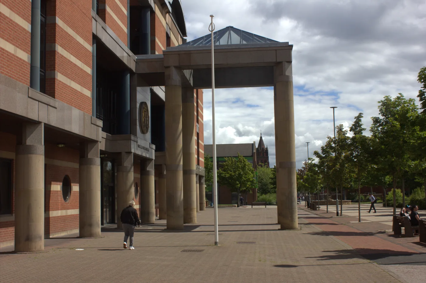 Roofing Fraud Gang Jailed: £1m Taken From 43 Homeowners